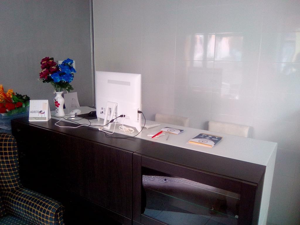 Hostal Lavapies Madrid Dış mekan fotoğraf