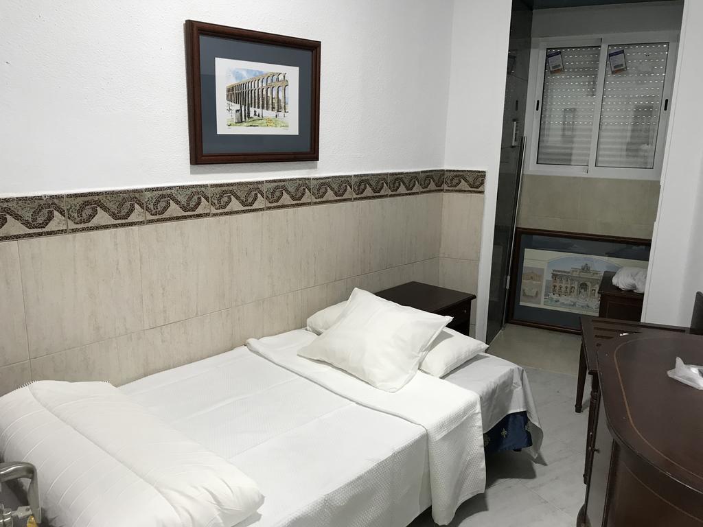 Hostal Lavapies Madrid Dış mekan fotoğraf