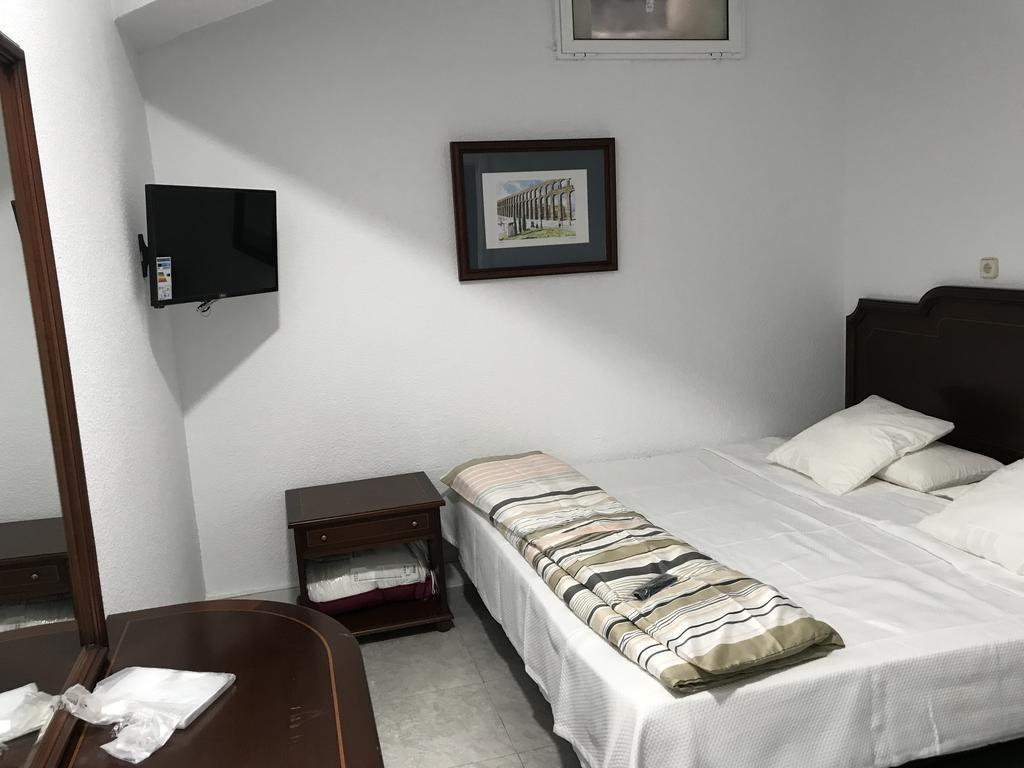 Hostal Lavapies Madrid Dış mekan fotoğraf
