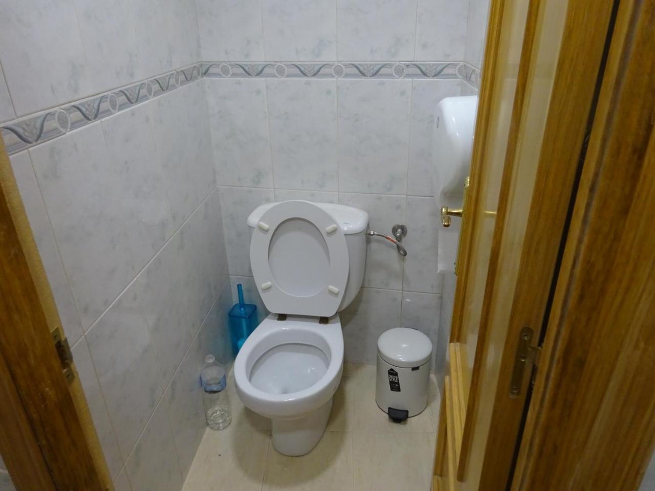Hostal Lavapies Madrid Dış mekan fotoğraf